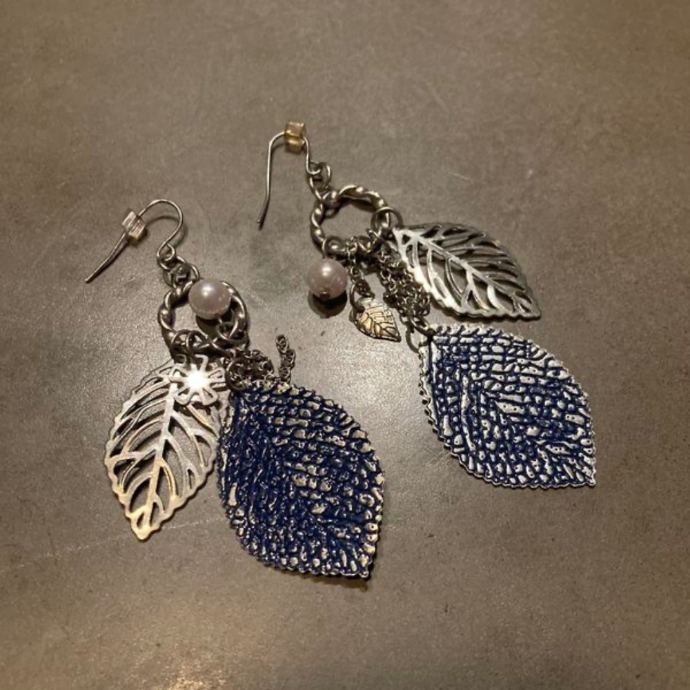 Nature Theme with Blue Earrings